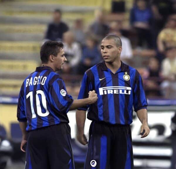 MAILLOT RETRO INTER MILAN DOMICILE SAISON 1998-1999